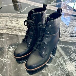 Soul Naturalizer Lace Up Ankle Boots 9